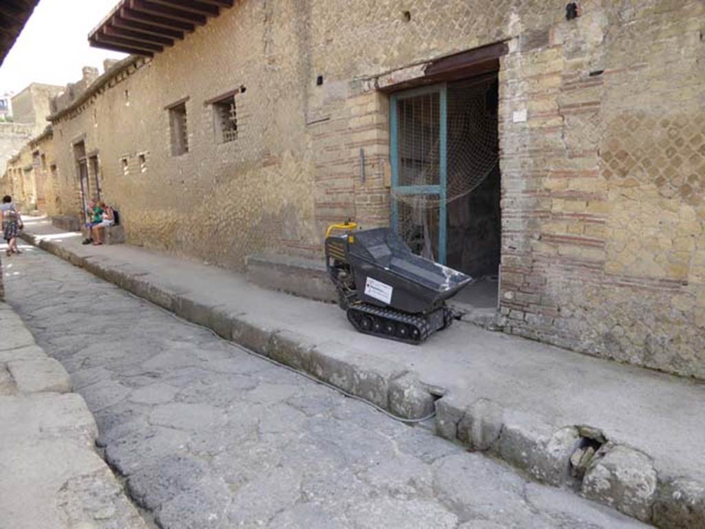 Cardo IV Inferiore, Herculaneum. October 2014. Looking north along east side, with doorway to IV.2. Photo courtesy of Michael Binns.
